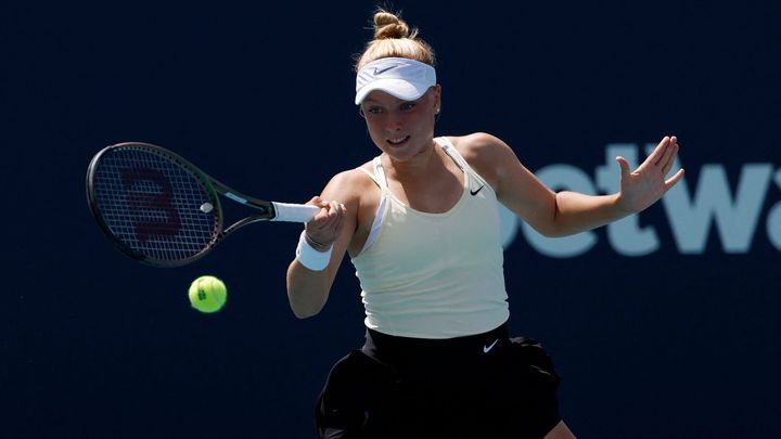 Brenda Fruhvirtová vypadla z US Open po rychlé porážce od japonské soupeřky.