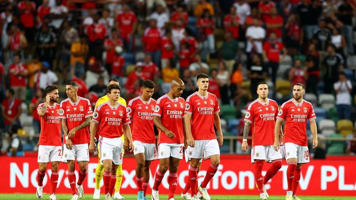 Jurásek sestoupil a Benfica utrpěla gól v 103. minutě. Musa byl vyloučen červenou kartou.