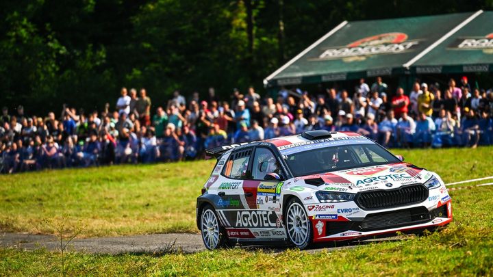 Kopecký triumfuje v první etapě Barum rallye a získává desátý český titul