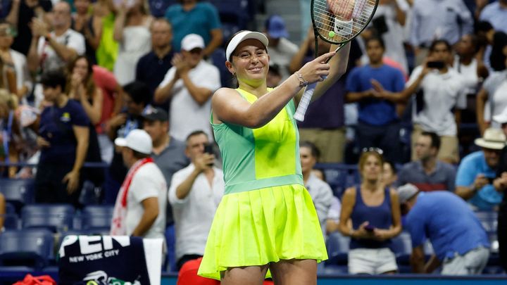 Šwiateková ztrácí světové jedničky po tvrdém nárazu na US Open.