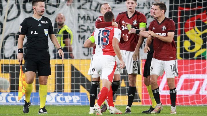 Trpišovský vyjádřil nesouhlas s derby: „Tohle tady nikdo nechce.“ Priske se přidal s negativním hodnocením.