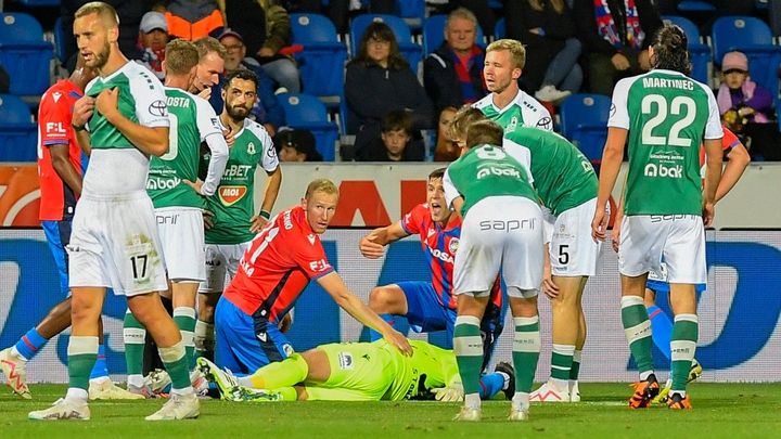 Brankář Staňek vyděsil Plzeň ošklivým zraněním, které by ho mohlo stát krev