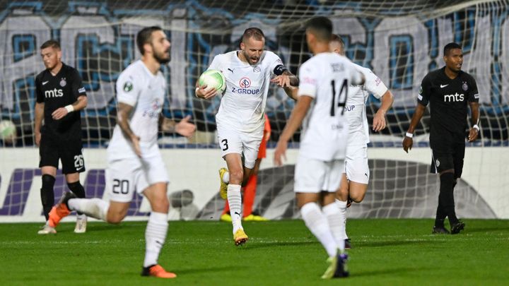 Slovácko porazilo Baník, Pardubice prohrály v Jablonci po neproměněné penaltě