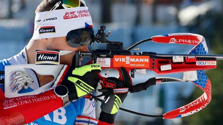 Výsledky biatlonového sprintu v Lenzerheide: Doll zvítězil, Krčmář obsadil 25. místo.