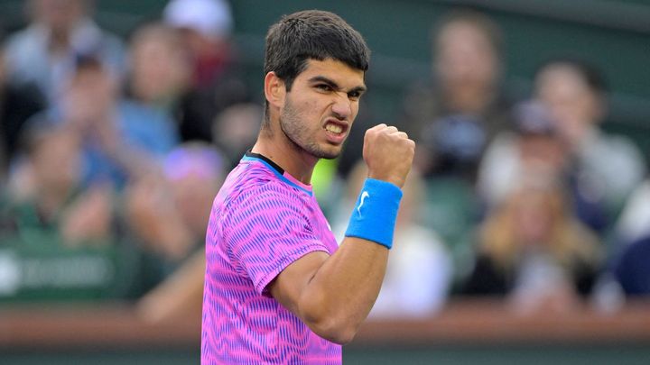 Alcaraz opět triumfoval v Indian Wells, Šwiateková se po dvou letech stala vítězkou turnaje