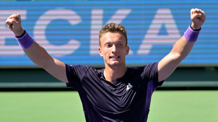 Berdych křičel odvážně a Lehečka poslechl, zametl s dalším favoritem.