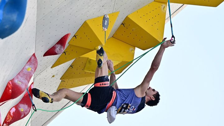 Česká lezecká hvězda Ondra postupuje do finále druhé kvalifikace a má jistou účast na olympiádě.