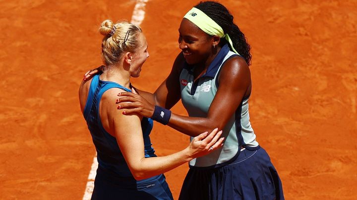 Siniaková a Gauffová triumfovaly ve čtyřhře na Roland Garros potřetí