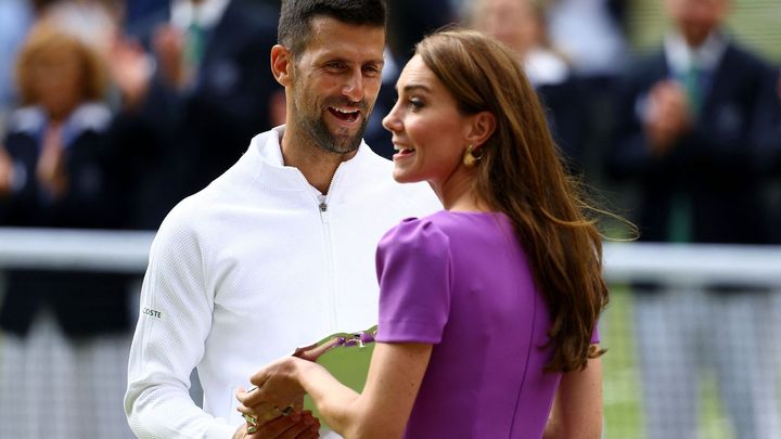 Finále Wimbledonu: Nejdražší sportovní akce v historii s pozdravem od Kate