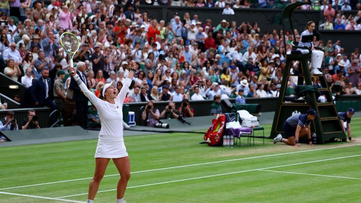 Krejčíková překvapivě postoupila do finále Wimbledonu po obratu v semifinále