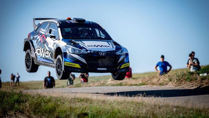 Manželé Zedníkovi se stali vítězi prvního ročníku Slovácké rallye v Hodoníně.