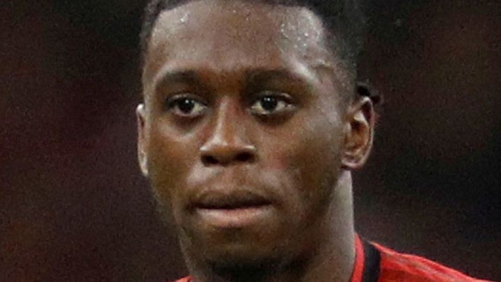 Wan-Bissaka se připojil k West Hamu jako nový konkurent Coufala v obraně.