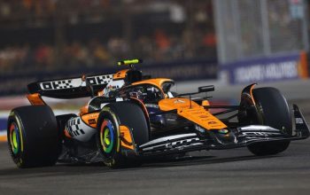 Lando Norris porazil Maxe Verstappena v závodě v Singapuru a snížil jeho náskok.