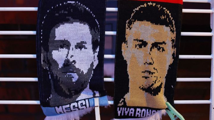 Zlatý míč má nového vítěze po 21 letech, Messi a Ronaldo nejsou v nominaci.