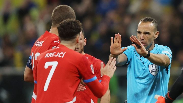 Krejčí’s penalty secures draw for Czech Republic against Ukraine, still leading the table