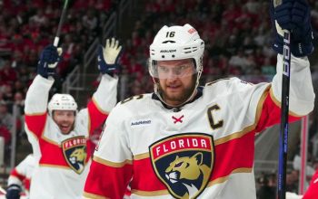 Florida Panthers porazila tým Dallas Stars ve finském Tampere. Vynikl hráč Barkov a nováček Nosek debutoval.