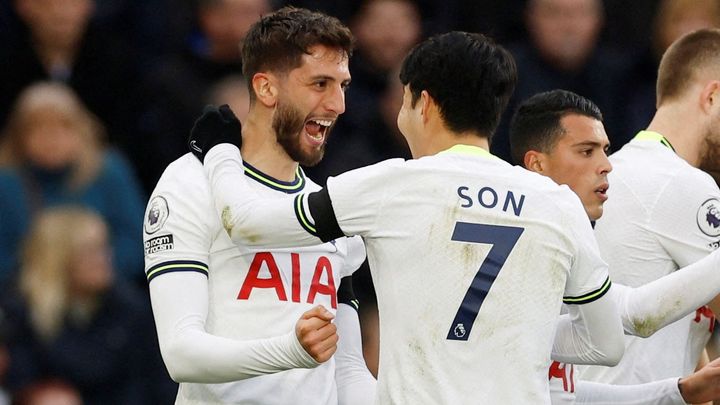 Fotbalová hvězda Tottenhamu potrestána za rasistické chování