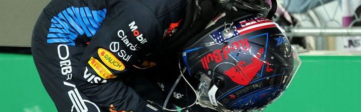 Max Verstappen získal čtvrtý titul šampiona Formule 1 po sobě, když dohnal Sebastiana Vettela.