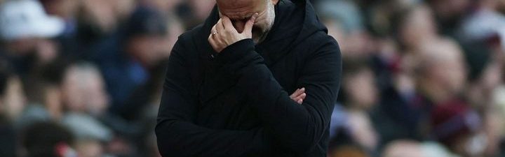 Manchester City utrpěl porážku od Aston Villy.