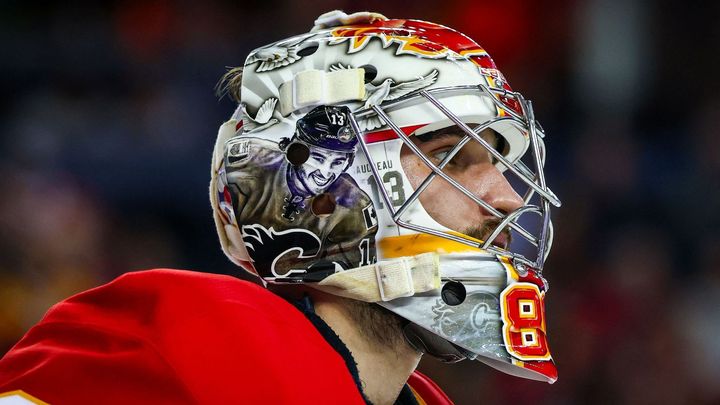 Video: Vladař brankoviště předvedl neprůstřelný výkon a věnoval ho zesnulé hvězdě Flames