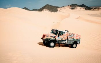 Dakar se vydal do čtvrté největší pouště světa, kde Loprais letos již vyhrál čtvrtou etapu.