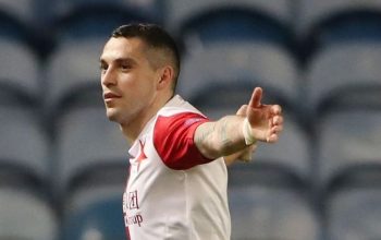 Slavia zkoumá možnosti s blyštivými hráči: Diouf pravděpodobně zůstane, Stanciu může být přestupovou bombou