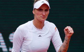 Vondroušová se vrátila po zranění a získala první výhru od Wimbledonu skalpem Rusky.