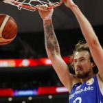 Basketbalisté postupují na Mistrovství Evropy i přes porážku díky pomoci Britů