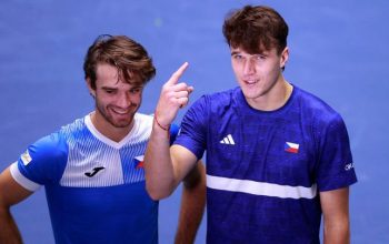 Čeští tenisté suverénně porazili Jižní Koreu a nyní se připravují na zápas s týmem USA v Davis Cupu.