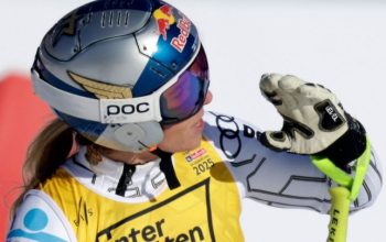 Ester Ledecká zářila na snowboardové trati a nedokázala zadržet slzy po vítězství.