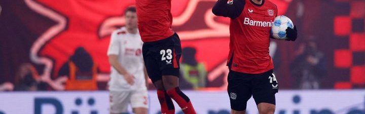 Schick se dvěma góly zachránil Bayer v poháru a zavelel k úchvatnému obratu.