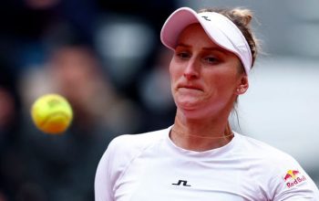 Vondroušová postoupila do čtvrtfinále v Abú Zabí porazivší favorizovanou Kazašku