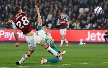 Souček zahodil obří šanci a West Ham prohrál, Lazio remizovalo.