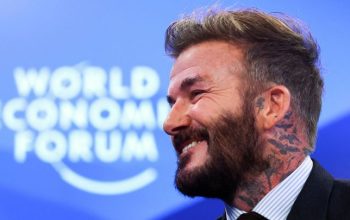 David Beckham drank beer with a raw egg in his youth. He loves eel jelly for a meal.