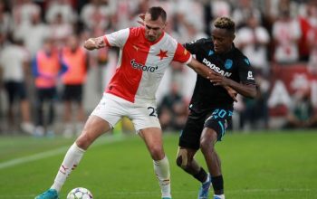Remíza mezi týmy Slavia a Plzeň, která udržuje Viktoria na důležitém druhém místě na hřišti mistra.
