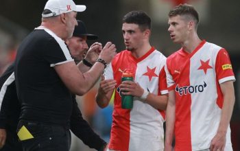 Trpišovský se nadšeně vyjadřoval o neobvykle zajímavém zápase, Koubek souhlasil s reklamou na fotbal.